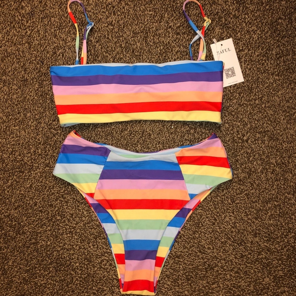 Zaful Rainbow Size 8 (L) NEVER WORN bikini